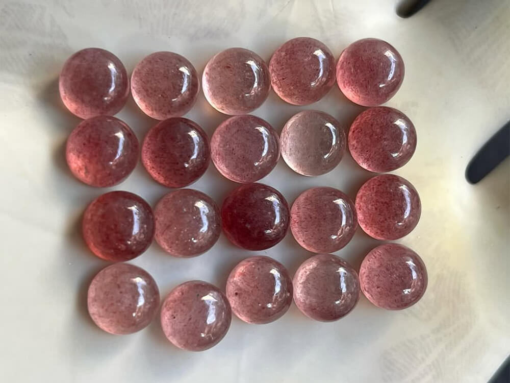 کوارتز توت فرنگی یا دُر خونی : یک گوهر زیبا و خوشمزه