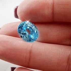 آکوامارین طبیعی بیضی